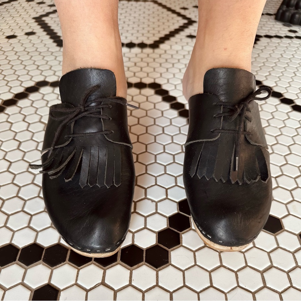 Bryr Black Leather Clogs, size 8 1/2.